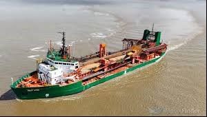TSHD / Aggregates Carrier “AVON” Deadweight: 6,300 tons