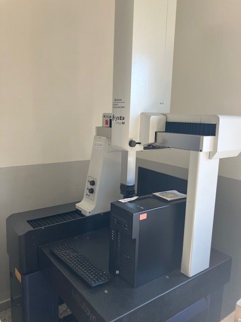 Mitutoyo Crysta Plus M544