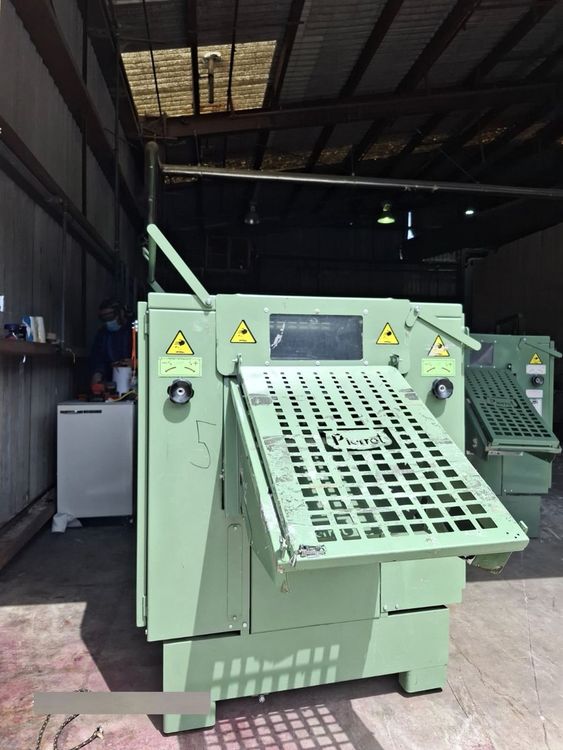 Pierret G.45 L1 guillotine cutter