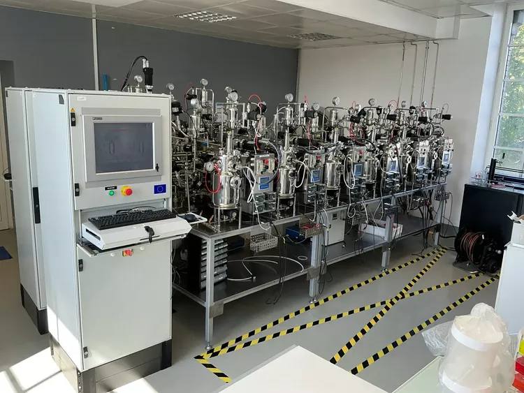  	InVivo Day 1 - Laboratoire Pharma: Closure of a Research and Innovation Center 