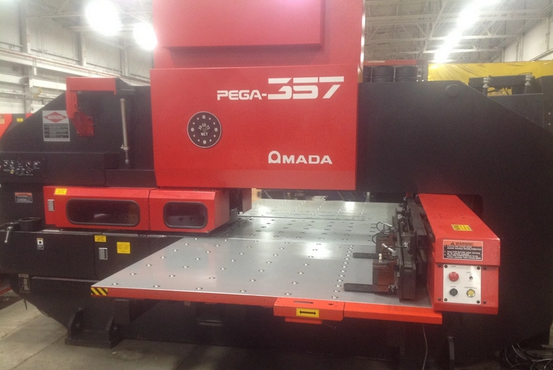 Amada PEGA 357 30 ton