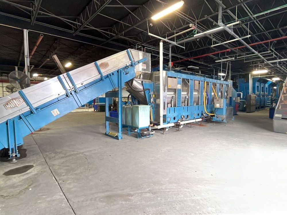 Milnor Tunnel washer