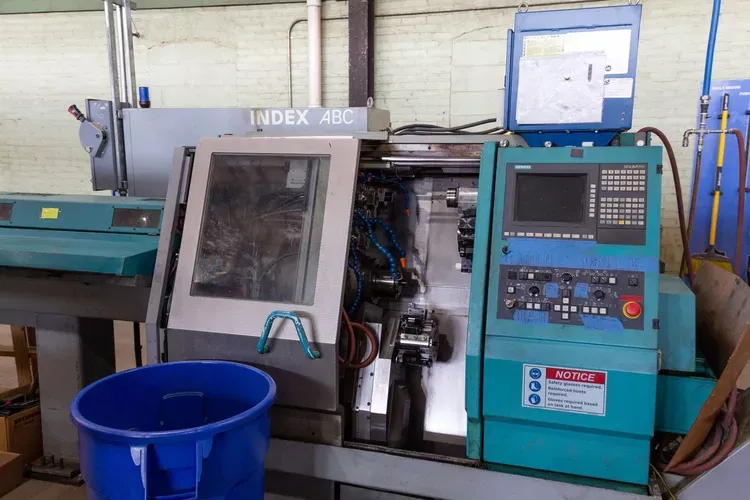 Index CNC control Siemens SINUMERIK 840C 4,500 RPM ABC 2 Axis