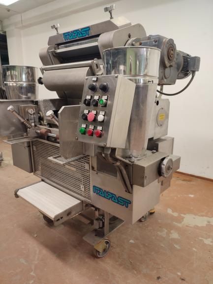 Agnelli A 540 ravioli pasta machine