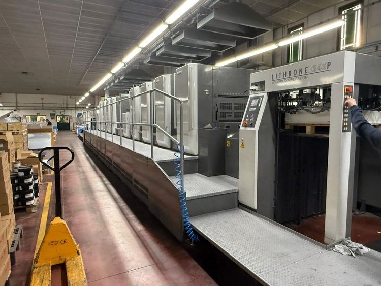 Komori GL840-P-CX HUV 28x40"