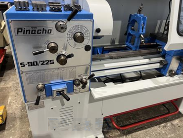 Pinacho Engine Lathe 2,200 rpm S90/225