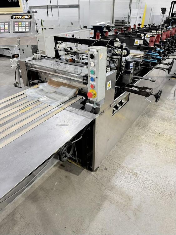 Totani BH-60DLC  High-Speed Pouch Making Machine