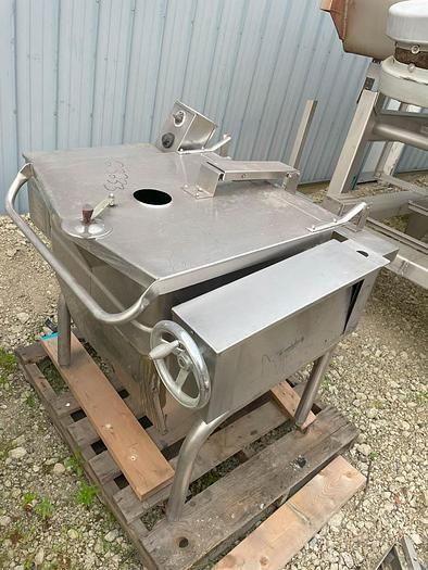 Groan Commercial Manual Tilting Braising Pan