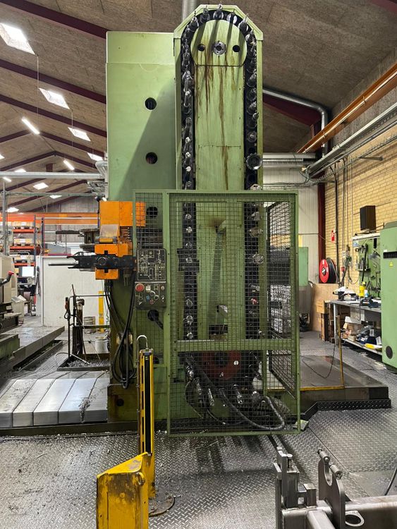 TOS Varnsdorf WHN 13.8 CNC