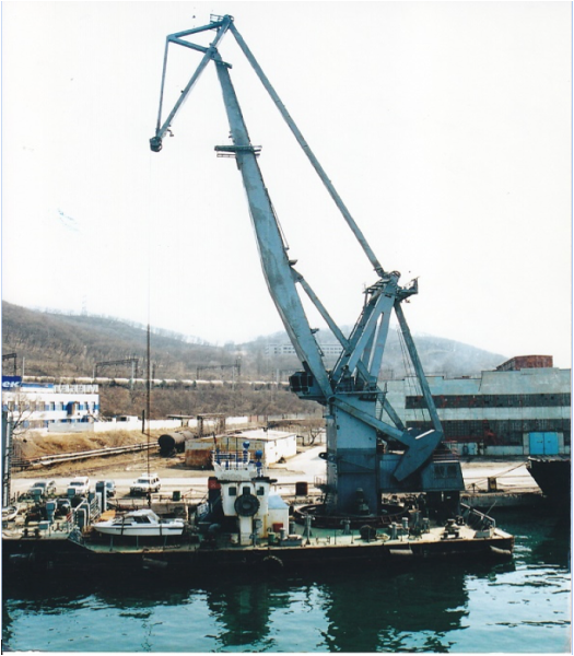 Self-propelled full-rotating floating crane, deck cargoes fitted