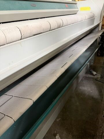 Electrolux IC44825 LF Ironing
