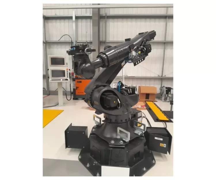 Kuka KR 210 R2700-2 FLR 6 Axis 210 kg