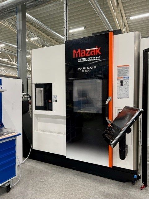 Mazak VARIAXIS C-600 5-axis machining center