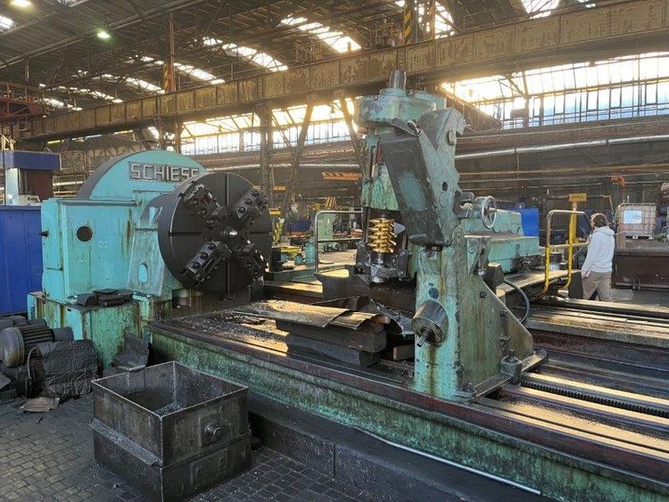 Schiess RFW 16 Variable Speed Horizontal gear hobbing machine
