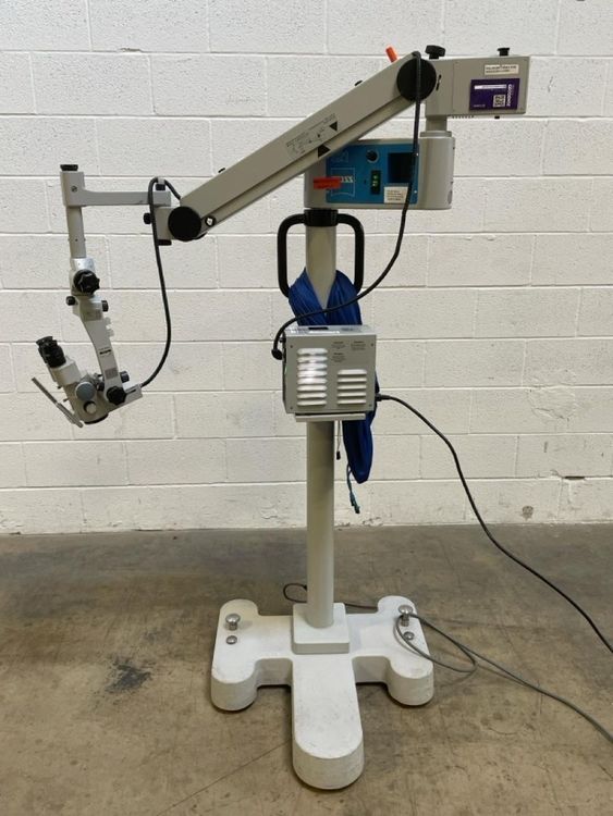 ZEISS Opmi 111 Microscope