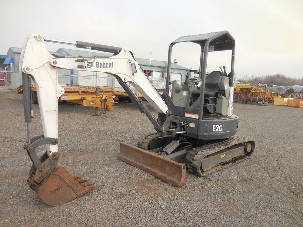 Bobcat E26 Mini Excavator