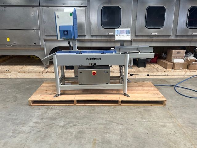 Bizerba GLM-Emaxx 50 AUTOMATIC WEIGH- AND PRICE LABELER