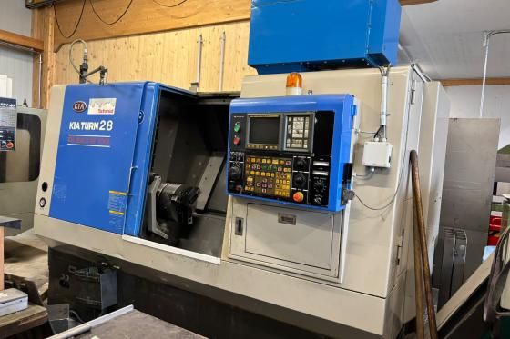 Hyundai-Kia control Fanuc OT 3000 rpm TURN 28 2 Axis