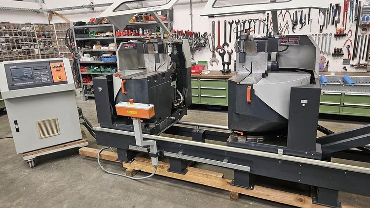 Elumatec DG 244 Band Saw CNC CONTROL