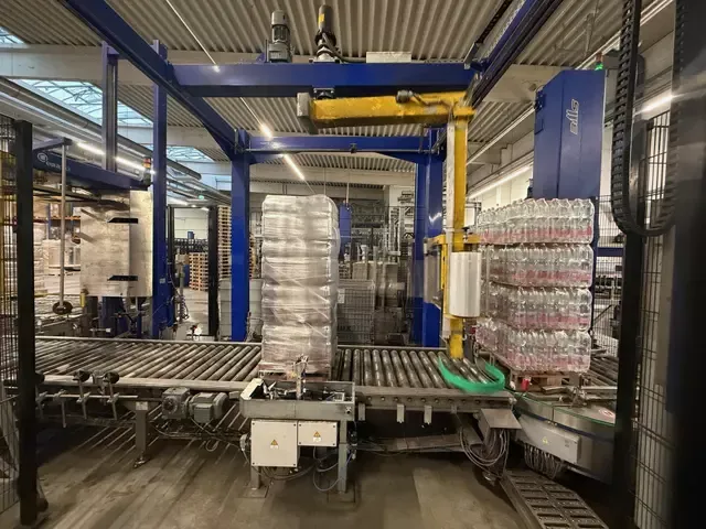 Eurapack C5  Pallet Winder