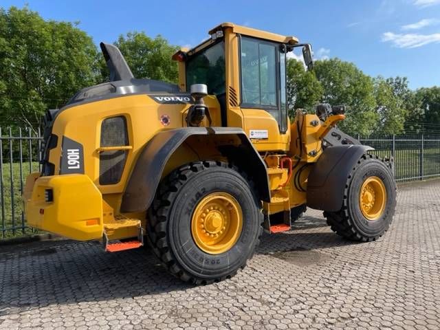 Volvo L90H Wheel Loader