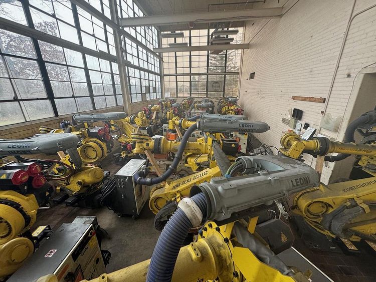 Fanuc R-2000iB/210F 6 Axis 210 kg