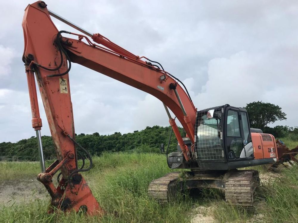 Hitachi ZX2005B Tracked Excavator