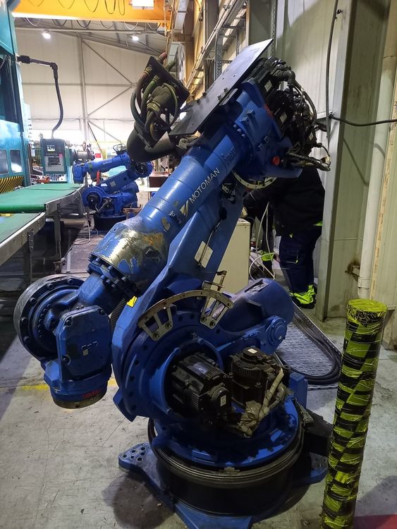 Motoman ES 200D 6 Axis 200 kg