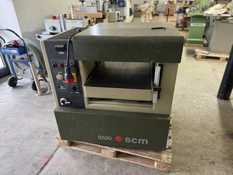 SCM S520