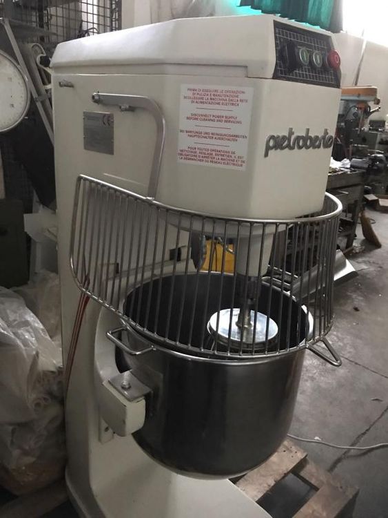 3 Pietro Berto MIX60 Planetary Mixer