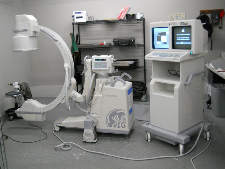 OEC 9800 12in Vascular C-Arm