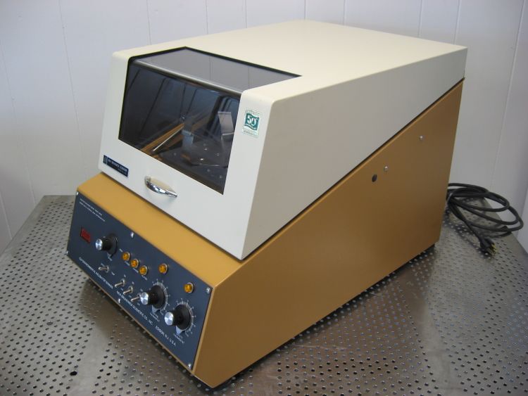 New Brunswick G-24 Environmental Shaker