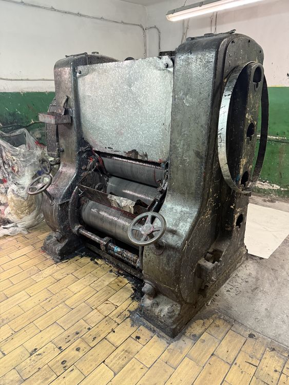 2  Five-roller machine for PVC pastes