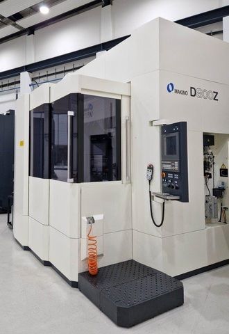 Makino D800Z 5  Axis