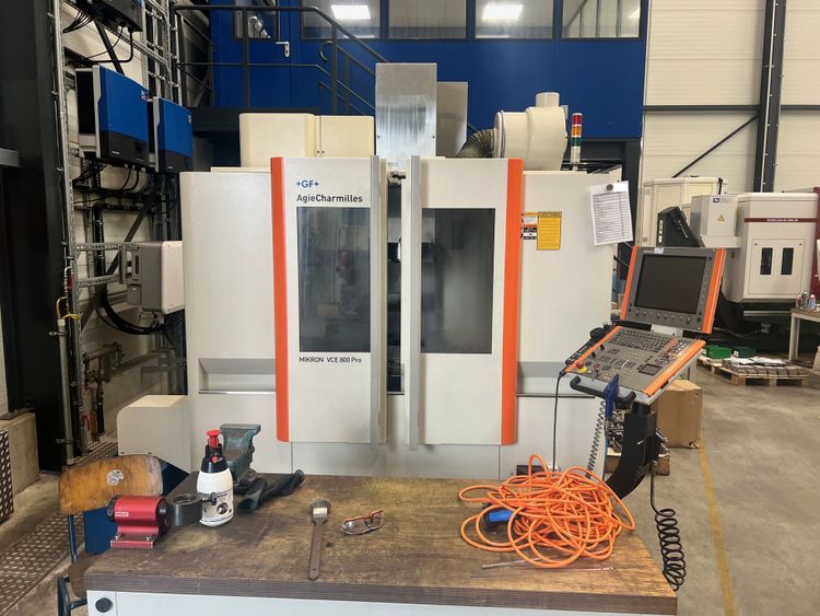 Mikron VCE 800 PRO  3 Axis