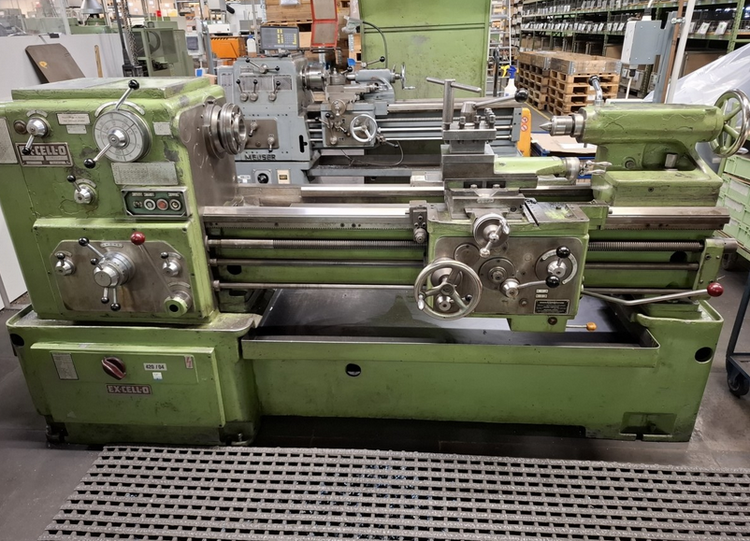 Ex-Cell-O Engine Lathe 1800 RPM (27 steps) DLZ 500 SL