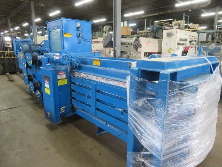 Balemaster BB Series 30″ x 36″ Auto Tie Baler
