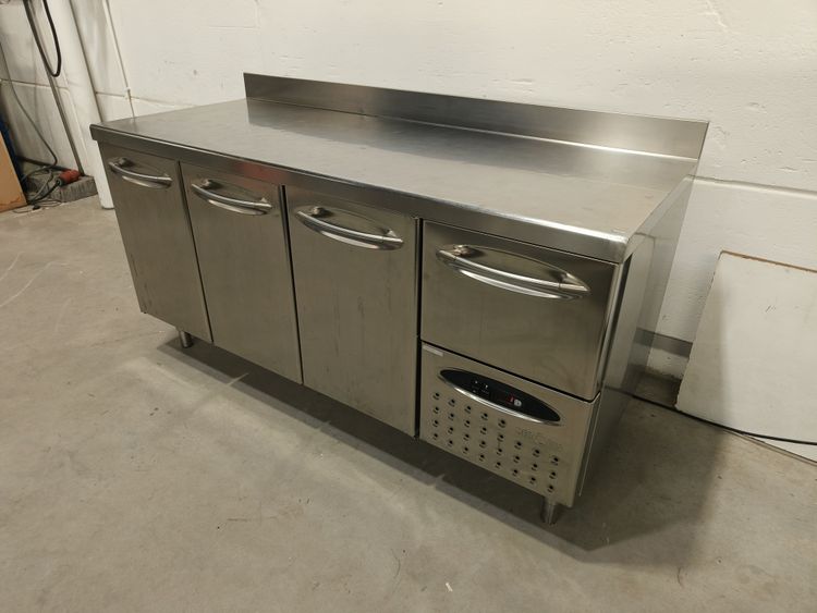 Mercatus, Refrigerated Workbench