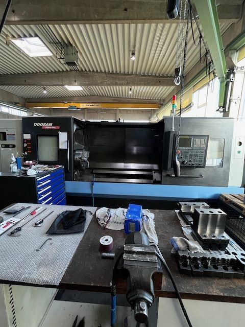 Doosan Fanuc 32i-A CNC Control 1,500 RPM PUMA 480L 2 Axis