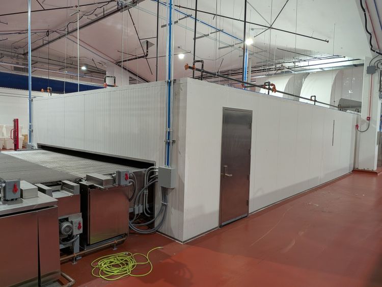 Henry Group Pan Cooling Conveyor