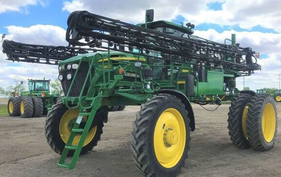 John Deere Self Propelled Sprayer 3027