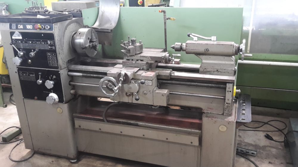 Voest Engine Lathe 1500 rpm DA 180/08