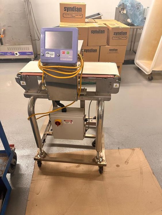 AnD  AD4971 3510 Metal Detector