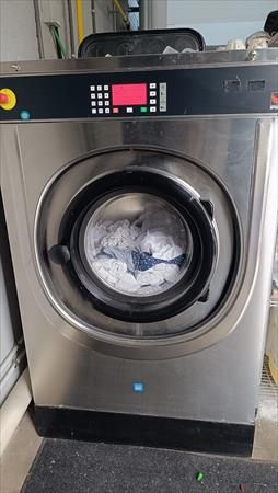 IPSO IY 280 Washer