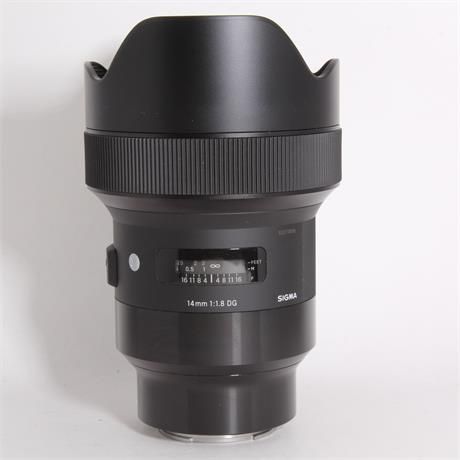 Sigma 14mm f/1.8 DG HSM Art -