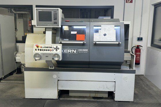 DMT Kern Heidenhain Manual Plus 3000 rpm CD 322 3 Axis