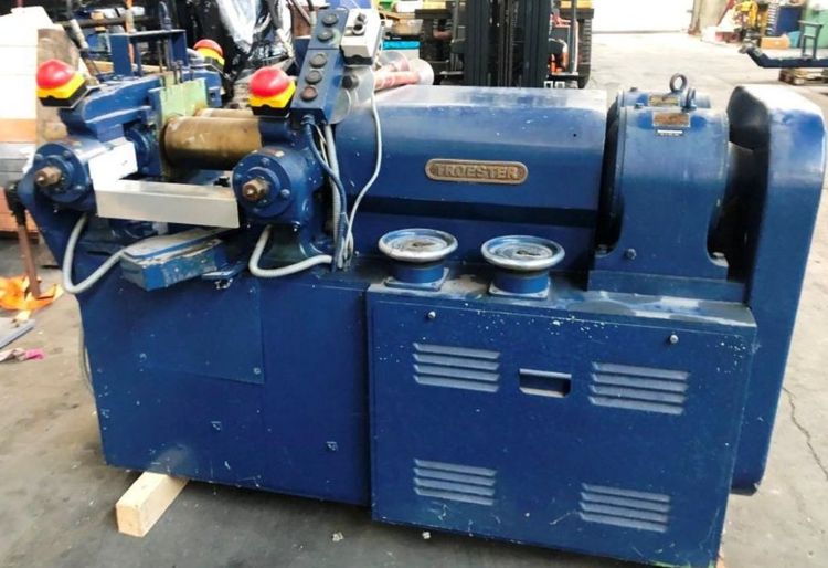 Troester 150 X 350mm Lab Mill