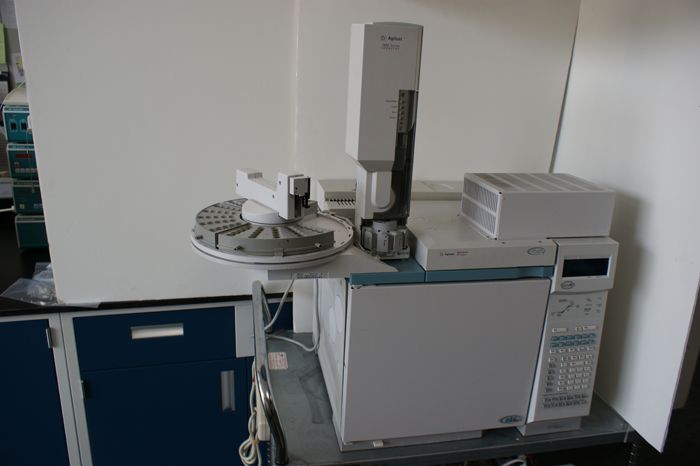 Agilent 6890N With 7683 Series Gas Chromatograph with Autosampler