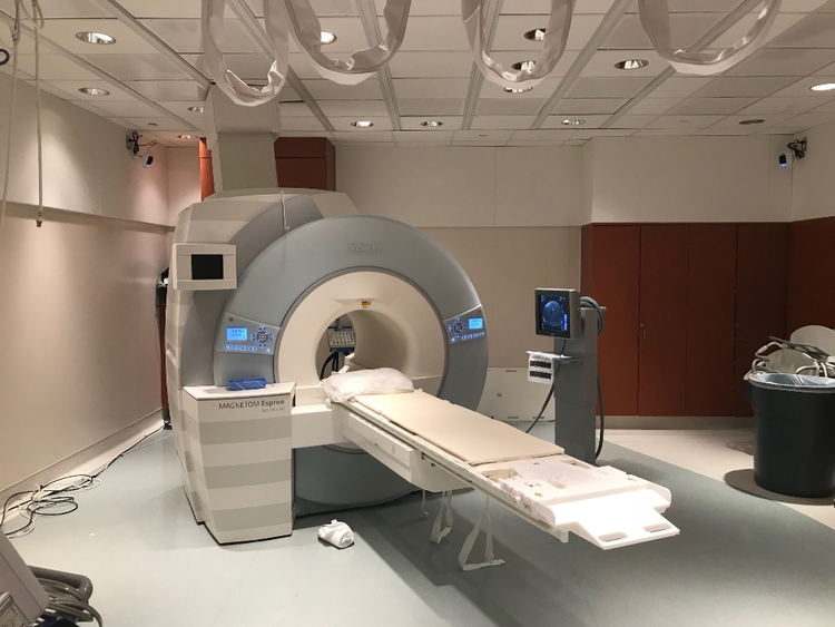 Siemens Espree 18CH MRI