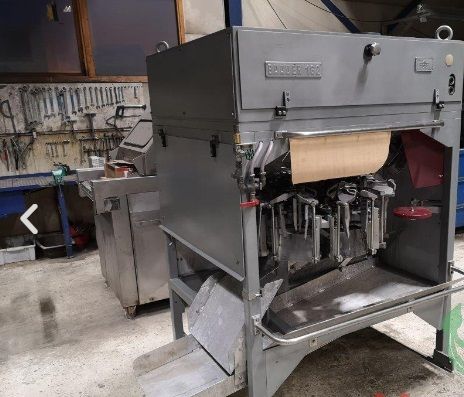 Baader 162 fish gutting and heading machine